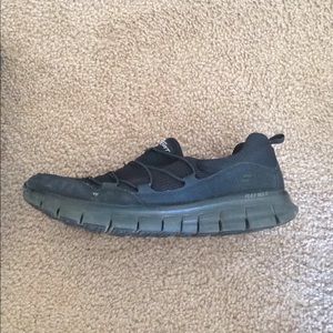 Skecher slip on sneaker